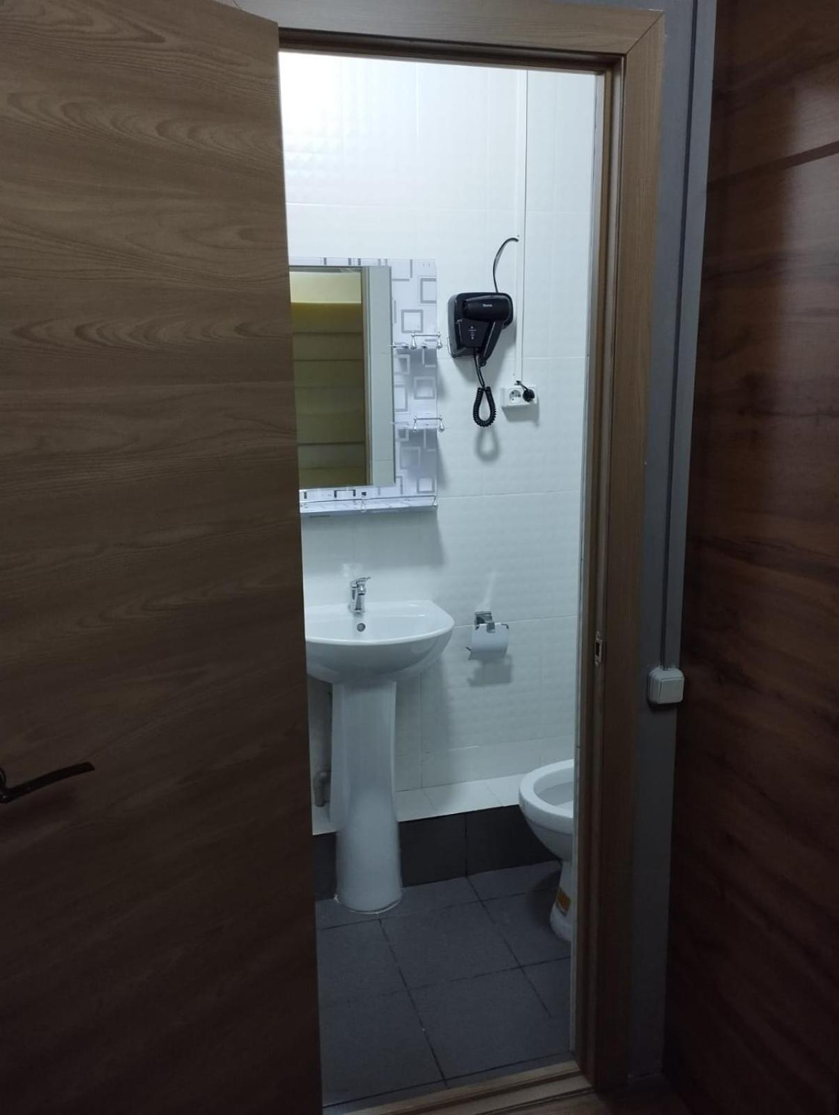 Hostel Kochevnik Capsule Hotel Almatî Exterior foto
